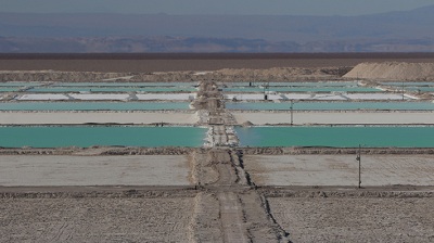 Informe advierte de sobreexplotación en cuenca de agua clave para grandes mineras