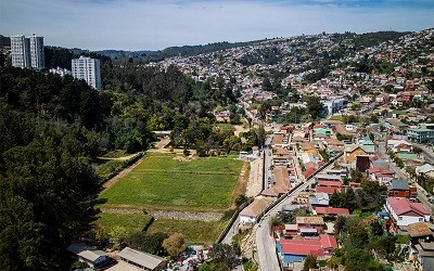 Cámara Chilena de la Construcción se enfrenta a Contraloría y pide reconsiderar dictamen sobre proyecto Parque Pumpin