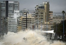 Minvu propone bajar los gastos comunes de edificios cercanos al mar para usarlos en caso de tsunamis