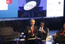 Hacienda destaca que Chile crece más que el mundo y gremios piden medidas de largo plazo