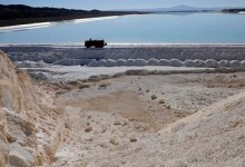 El agua del salar de Atacama enfrenta a Minera Escondida con el grupo Luksic