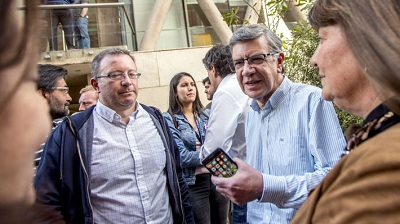 Viviendas sociales en Las Condes: El plan con el que Lavín busca destrabar el conflicto entre vecinos