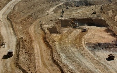 Otra mega operación en suelo chileno: Teck aprueba Quebrada Blanca 2 tras ingreso de Sumitomo que aportará US$ 1.200 millones