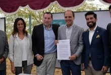 Minvu firma convenio con Codelco para el diseño del parque Oasis en Calama