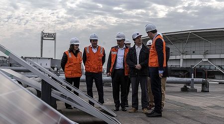 MOP y Nuevo Pudahuel impulsan proyecto de energía solar en el Aeropuerto AMB de Santiago