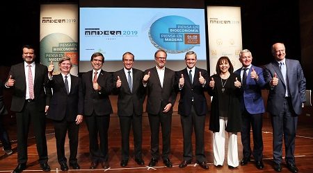 Ministros abordan cambio climático y aporte de bioeconomía en inauguración de Semana de la Madera de Corma