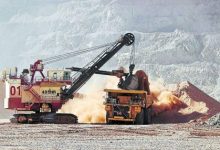 Minera del grupo Luksic prevé menos producción de cobre por protestas sociales