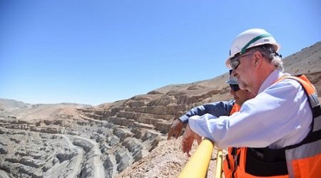 Ministro de Minería destaca adjudicación de proyecto de desalinización de agua de mar anunciado por Codelco
