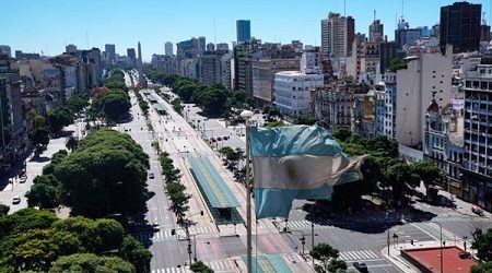 Argentina cierra sus fronteras durante dos semanas para frenar el coronavirus