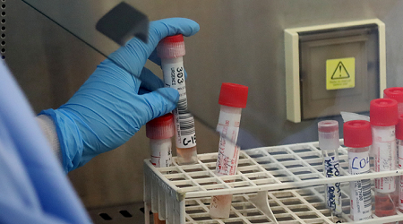 Empresa surcoreana enviará test para detectar coronavirus a seis países latinoamericanos: Chile recibirá cien mil kits
