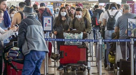 Se confirma coronavirus en Chile y CMF oficia a aseguradoras por planes de contingencia