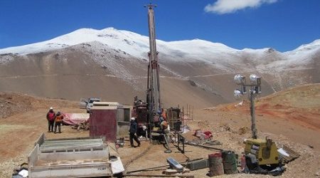 Ministerio de Minería anuncia que mineras ya pueden utilizar seguros de garantía para sus planes de cierre de faenas