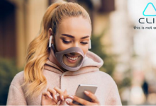 Crean una mascarilla inteligente que no esconde la sonrisa y se desinfecta sola