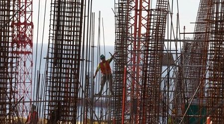 Más de $10 mil millones en finiquitos y el remate del primer terreno: las gestiones tras la quiebra de Claro Vicuña Valenzuela