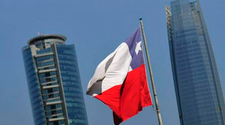 FMI mejora proyección de Chile en más de un punto y estima contracción de 6% para 2020