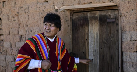 Evo Morales anuncia que Arce reactivará su plan de convertir Uyuni en la capital mundial del litio
