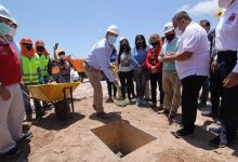 Ministro Felipe Ward coloca primera piedra de megaproyecto habitacional en Alto Hospicio que beneficiará a más de 300 familias