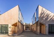 EL JARDÍN INFANTIL BAMBÚ ESTÁ CONSTRUIDO CASI EN SU TOTALIDAD CON MADERA