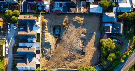 Ochagavía y Obras Públicas defienden construcción de edificio que molesta a vecinos de Puerto Montt