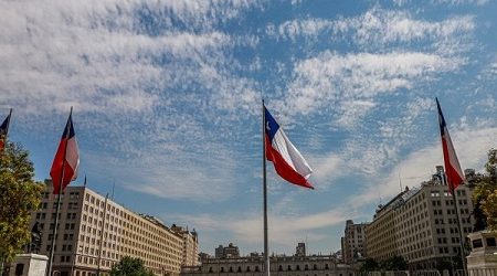 Banco Mundial prevé que Chile crezca en 2021 por sobre el promedio mundial y regional