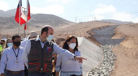 Subsecretario Cristóbal Leturia entrega nuevas obras de control aluvional en Antofagasta
