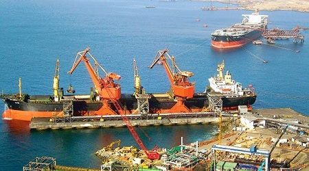 CAP logra reanudación parcial de actividades en puertos pero advierte millonario impacto