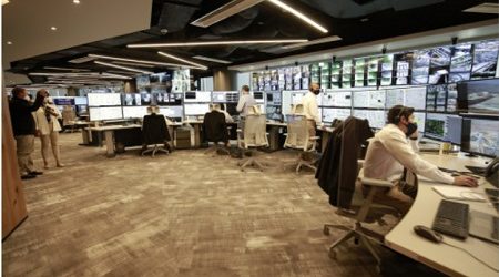 Anglo American presenta su primer Centro Integrado de Operación Remota que monitoreará faena de Los Bronces