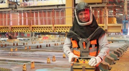 Minera licita servicio de reparación de reductores planta