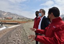 Ministro Felipe Ward pone la primera piedra de una nueva etapa del Parque Kaukari en Copiapó