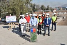 Ministro Felipe Ward visita parque Mapocho Río que presenta 50% de avance de obras