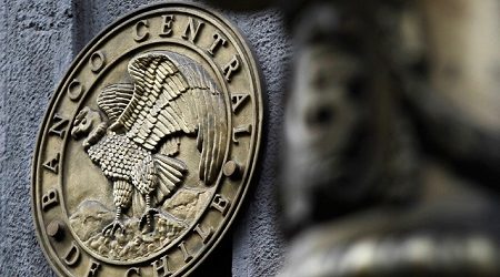 Economía chilena en el debate: Los énfasis y riesgo que entregó el Banco Central en su «complejo» IPoM de septiembre