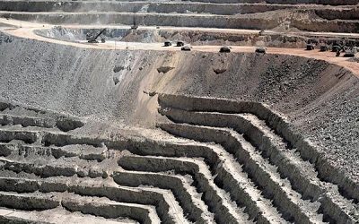 Producción de Escondida baja en tercer trimestre y BHP sigue observando «cierta incertidumbre» por impactos del Covid-19