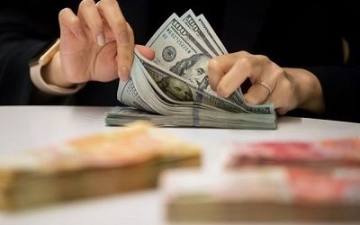 Dólar en Chile se acerca a los $ 840 con los inversionistas atentos a la variante Ómicron