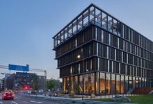RECONOCIDA FIRMA SUECA COMPLETA EL PRIMER EDIFICIO DE OFICINAS DE MADERA DE GOTEMBURGO