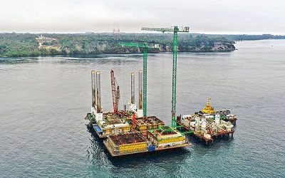 Parte huelga en construcción de Puente Chacao: 240 personas paralizaron sus faenas