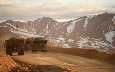 Barrick anuncia la búsqueda de proyectos mineros en la frontera de Chile y Argentina