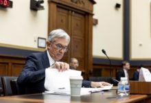 Pese a Ucrania, Powell respalda aumento de 25 pb en tasas de la Fed en marzo y está abierto a hacer más