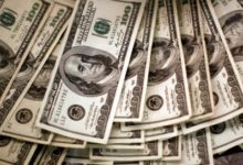 Dólar sube a $820 tras caída del cobre y en medio de descenso de monedas latinoamericanas