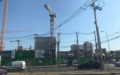Fundamenta refuta a Municipalidad de Ñuñoa, y acusa “error de cálculo de las horas de luz” en proyecto inmobiliario