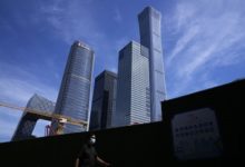 China recorta las tasas de préstamos para reactivar la economía y aliviar la crisis inmobiliaria