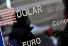 Dólar repunta en línea con retroceso en el precio del cobre