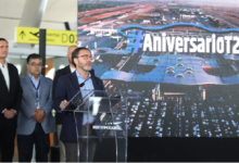 Ministro García informa que se realizaron casi 6 millones de viajes durante las vacaciones en el Aeropuerto de Santiago y anuncia modernización de la infraestructura aeroportuaria regional