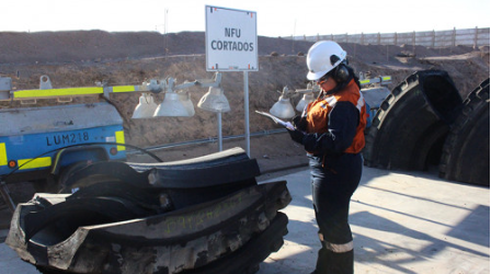 Minera El Abra inicia reciclaje de neumáticos de camiones mineros bajo la Ley REP