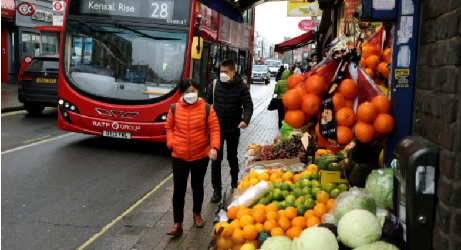 La economía británica se recuperó en abril con ganancias para el comercio minorista