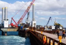 Continúa paralización de 140 operarios a cargo de la construcción del Puente Chacao