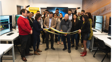 Finning inaugura moderna sala de capacitación en autonomía para la minería del futuro