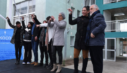 MINVU inaugura conjunto habitacional en Lo Prado que beneficiará a 120 familias