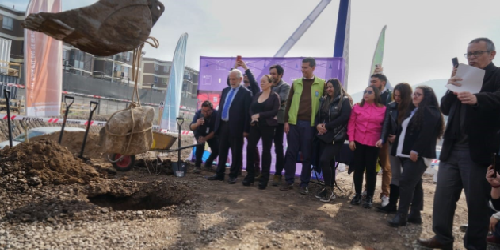 Ministro Montes encabeza ceremonia de inicio de obras de proyecto habitacional que beneficiará a 200 familias en Renca