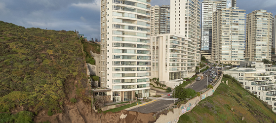 Edificio con riesgo de derrumbe en Viña: Residentes fueron avisados que «no podrían volver de manera indefinida»