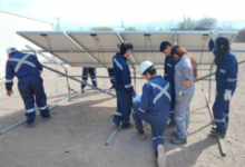 Proyecto de la U. de Antofagasta capacitó a vecinos de Taltal en desarrollo y equipos de energía solar
